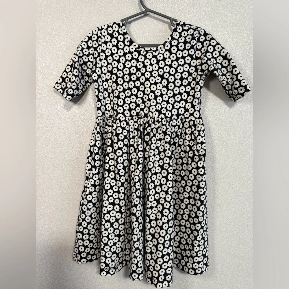Hanna Andersson Skater dress 5 - Picture 2 of 6